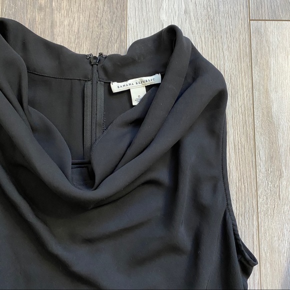 Banana Republic | (0) Cowl Neck Blouse - Picture 2 of 4